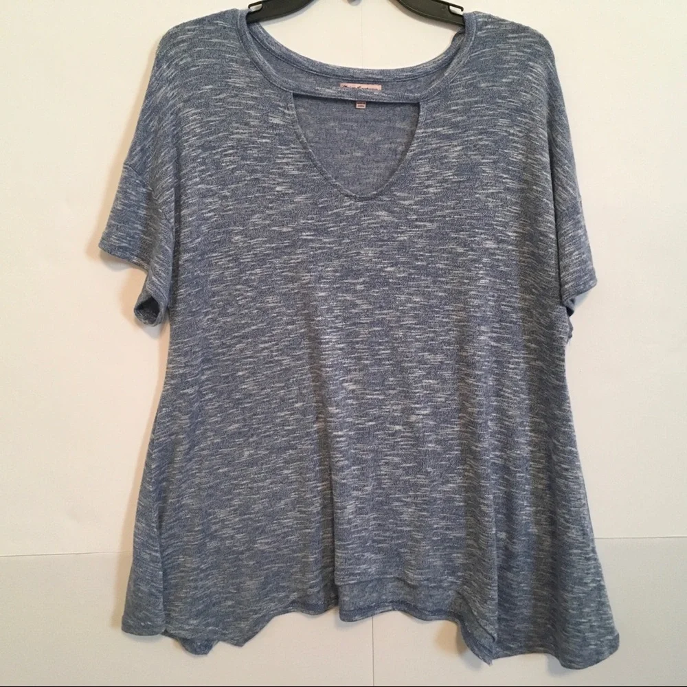 Juicy Couture Ultra Soft Top - Picture 2 of 3